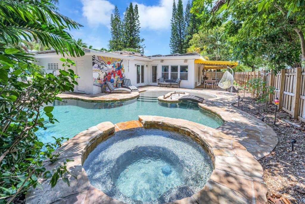 Modern Tropical Pool House North Miami Hot Tub Villa Buitenkant foto